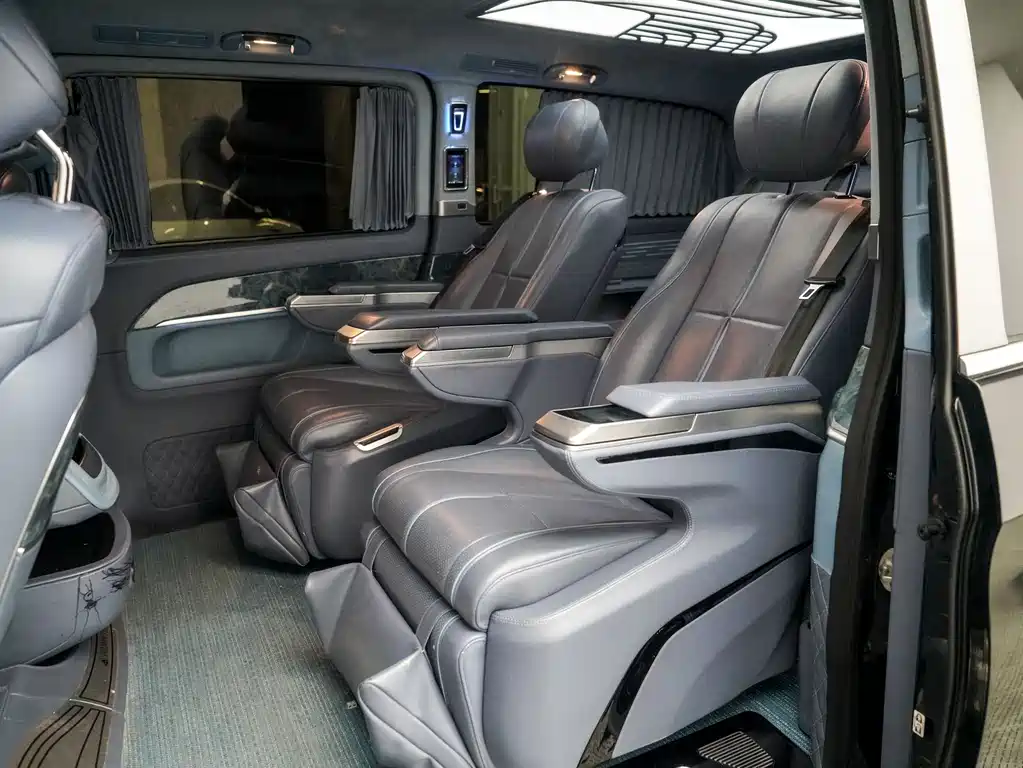 MERCEDES-BENZ V CLASS