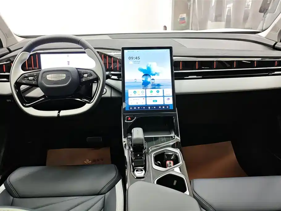 GEELY AUTOMOBILE BOYUE L