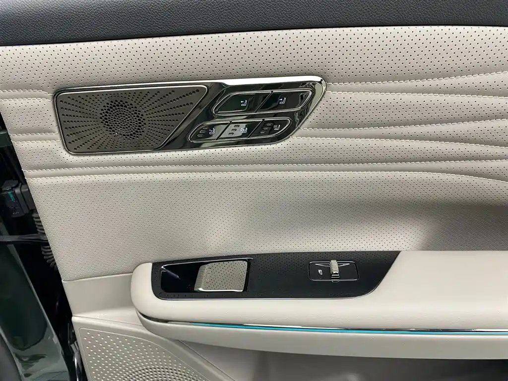 Geely Galaxy Xingyao 8 130km EM-P Star Ship Edition, фото 18