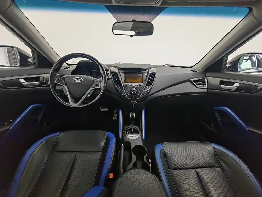 Hyundai Veloster — миниатюра 5