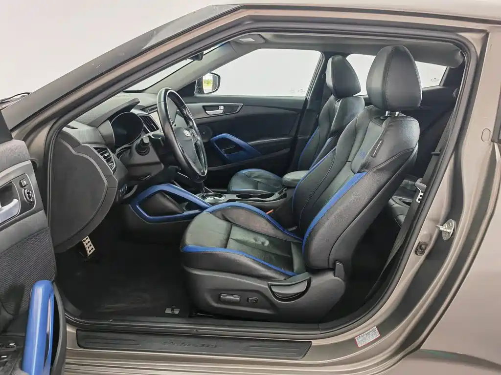 Hyundai Veloster — миниатюра 10