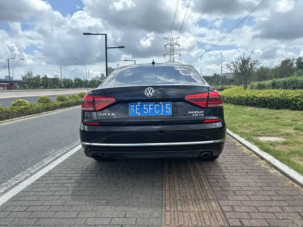Volkswagen Passat — миниатюра 6