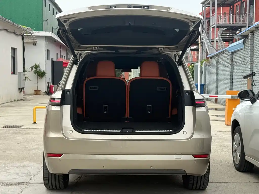 Li Auto Li L9 — миниатюра 8