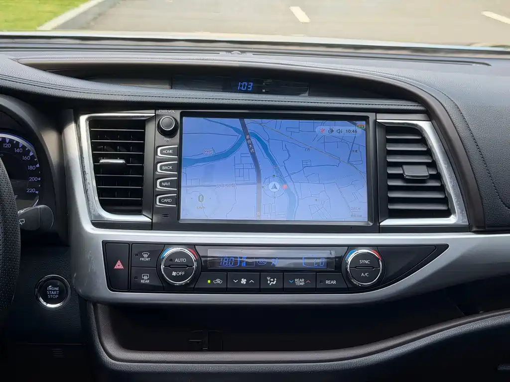 Toyota Highlander — миниатюра 9