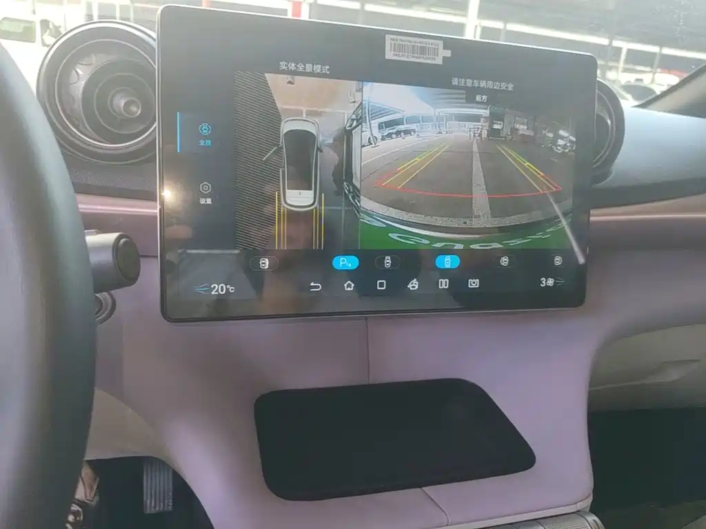 BYD Dolphin — миниатюра 13