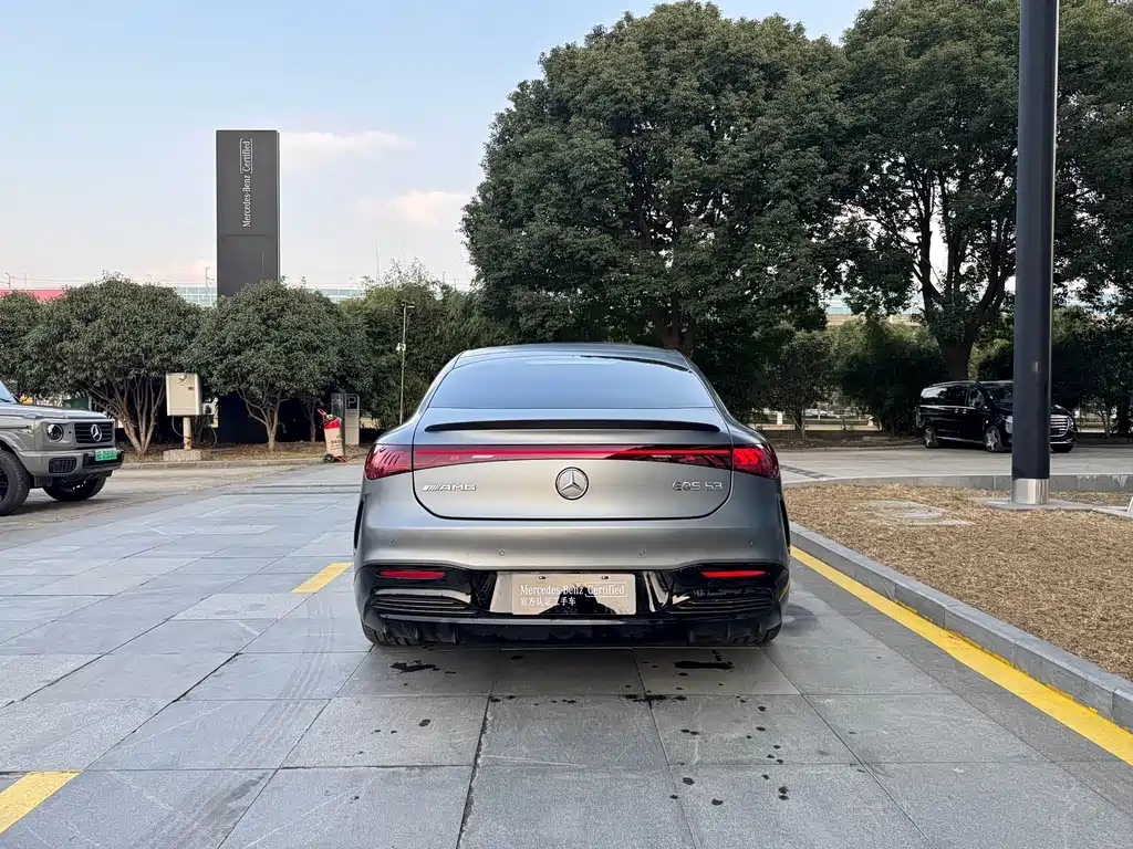 MERCEDES-BENZ EQS AMG