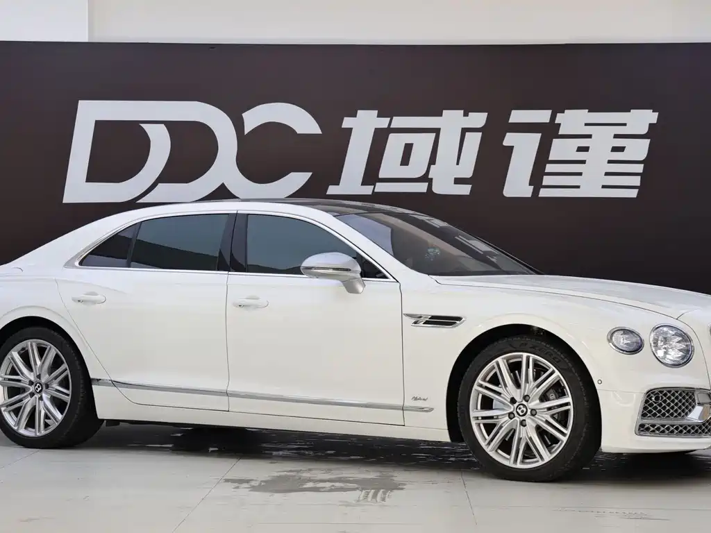 Bentley Flying Spur PHEV — миниатюра 2