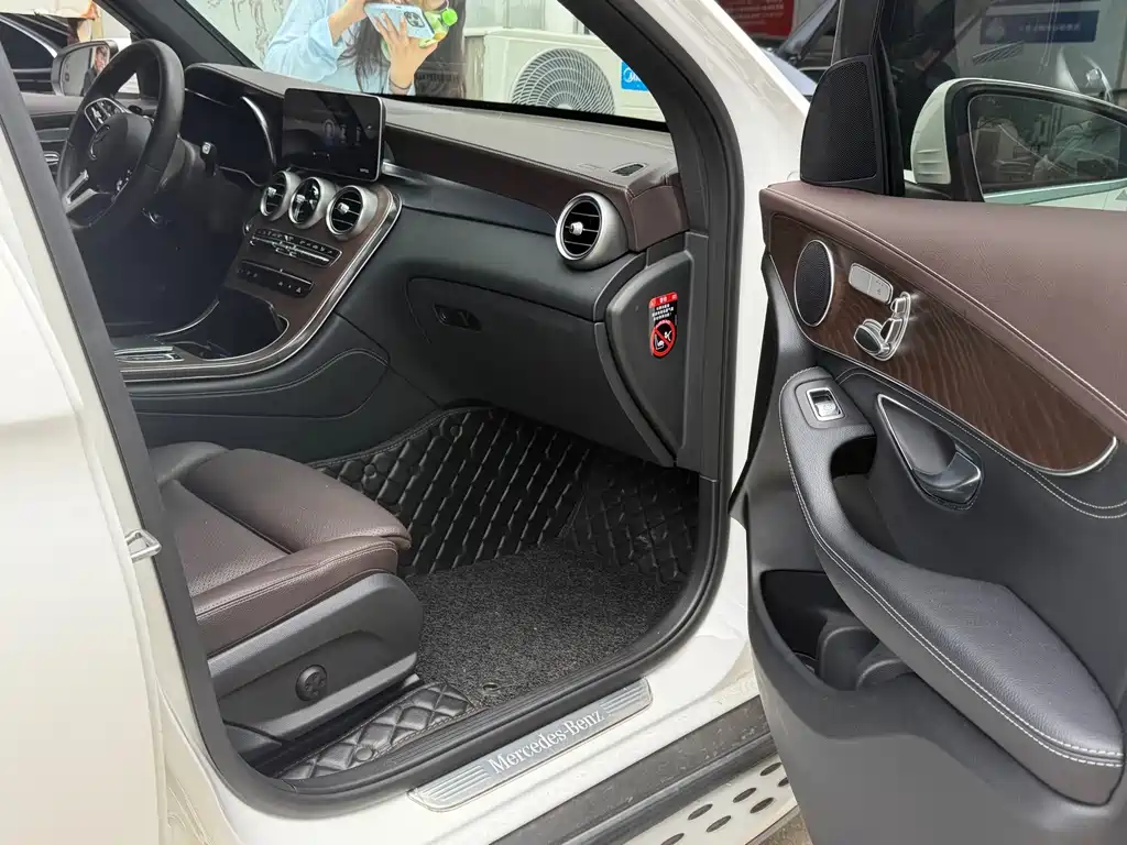 Mercedes-Benz GLC — миниатюра 5