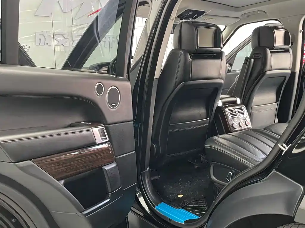 Land Rover Range Rover 2013 NA 5.0 V8 Vogue