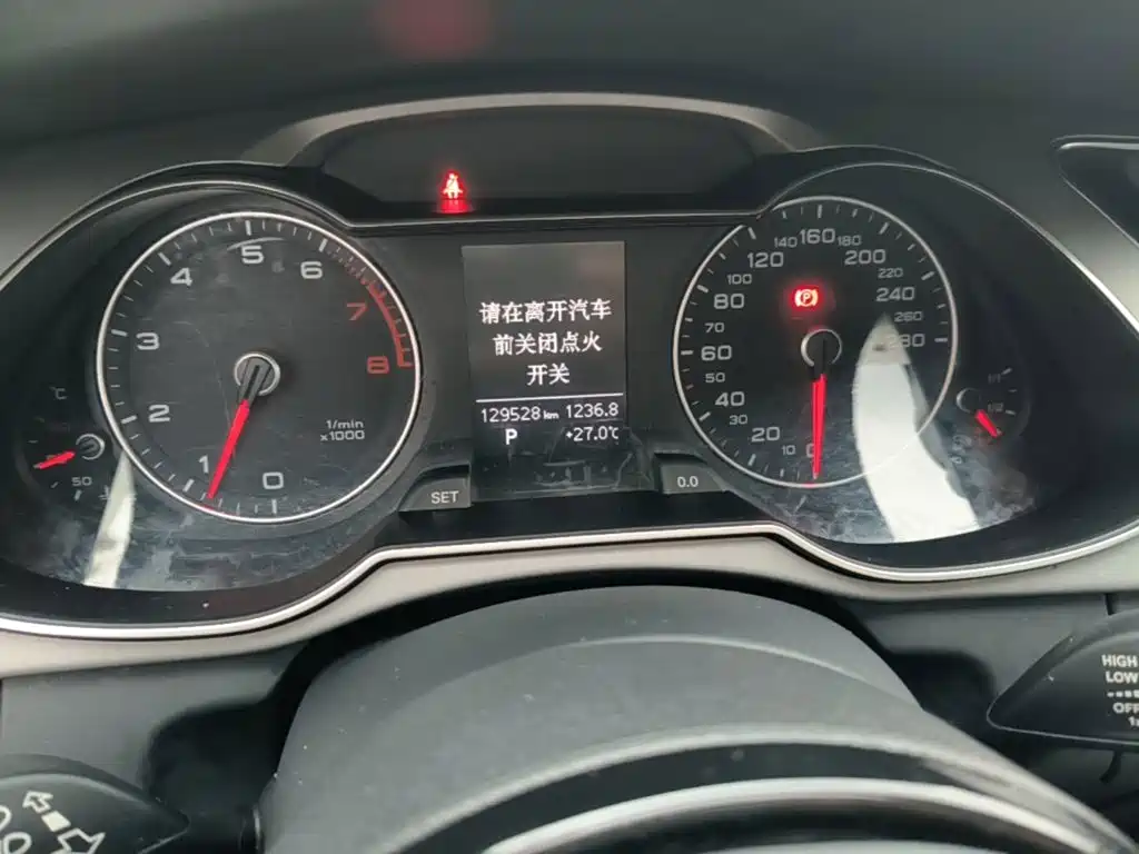 Audi A4L — миниатюра 12