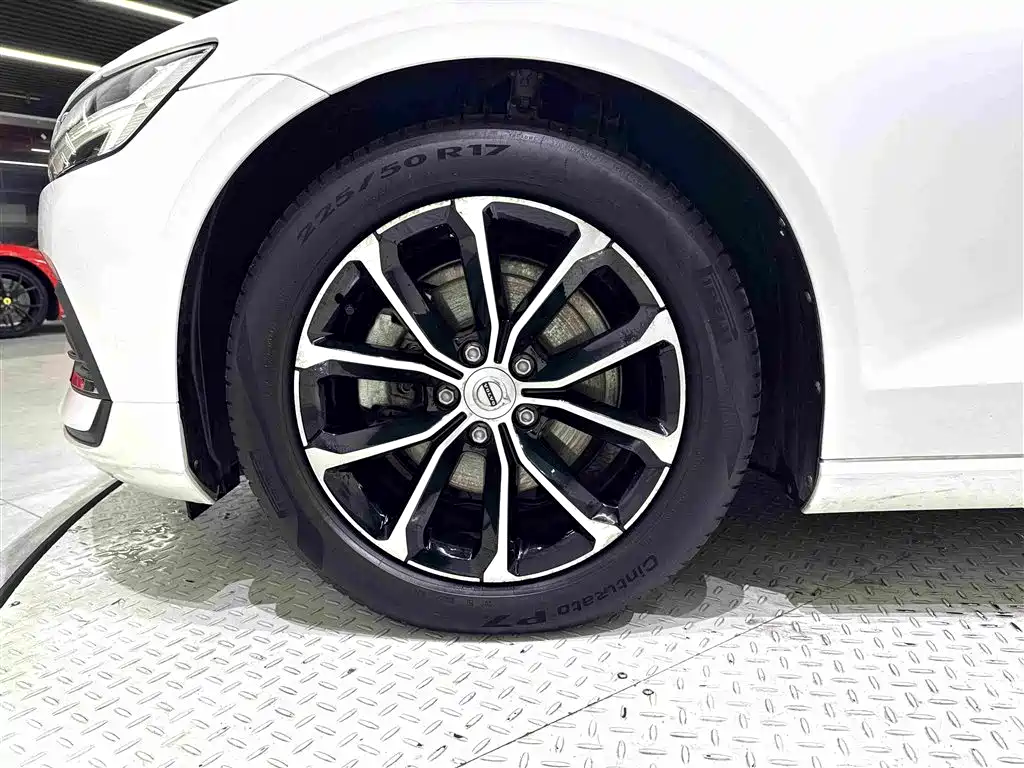Volvo S60 — миниатюра 9