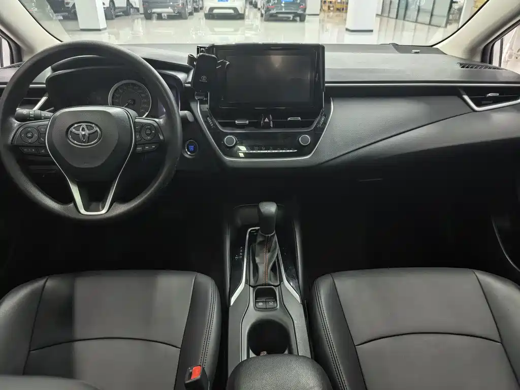 Toyota Corolla — миниатюра 11