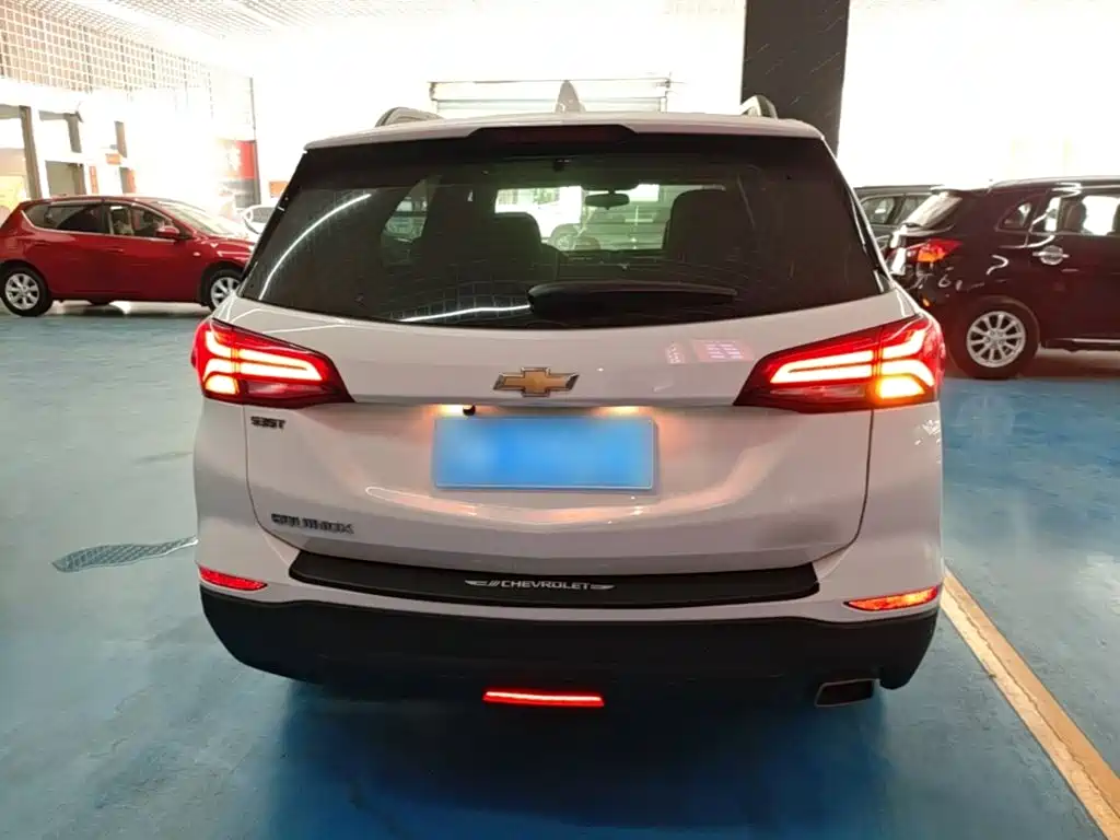 Chevrolet Equinox — миниатюра 6