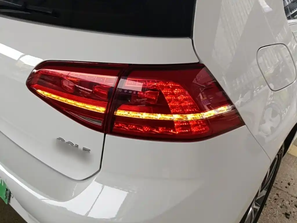 Volkswagen Golf — миниатюра 8