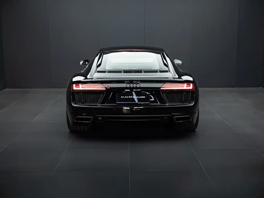 Audi R8 — миниатюра 8