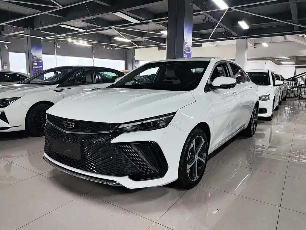 Geely Emgrand L 2022