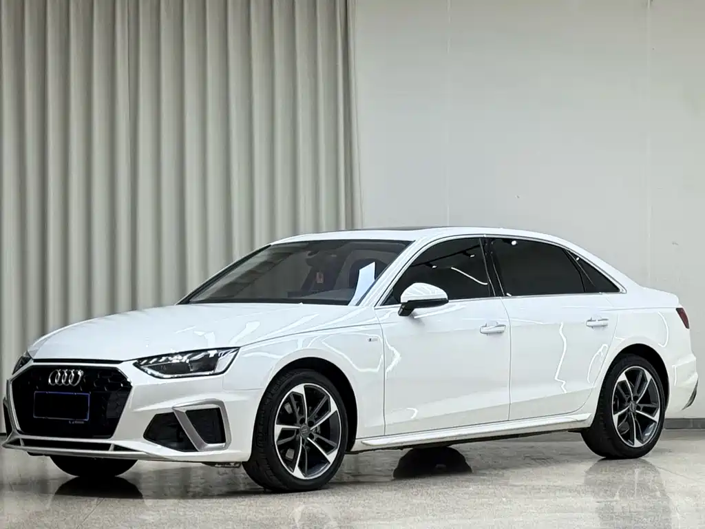 Audi A4L 2021