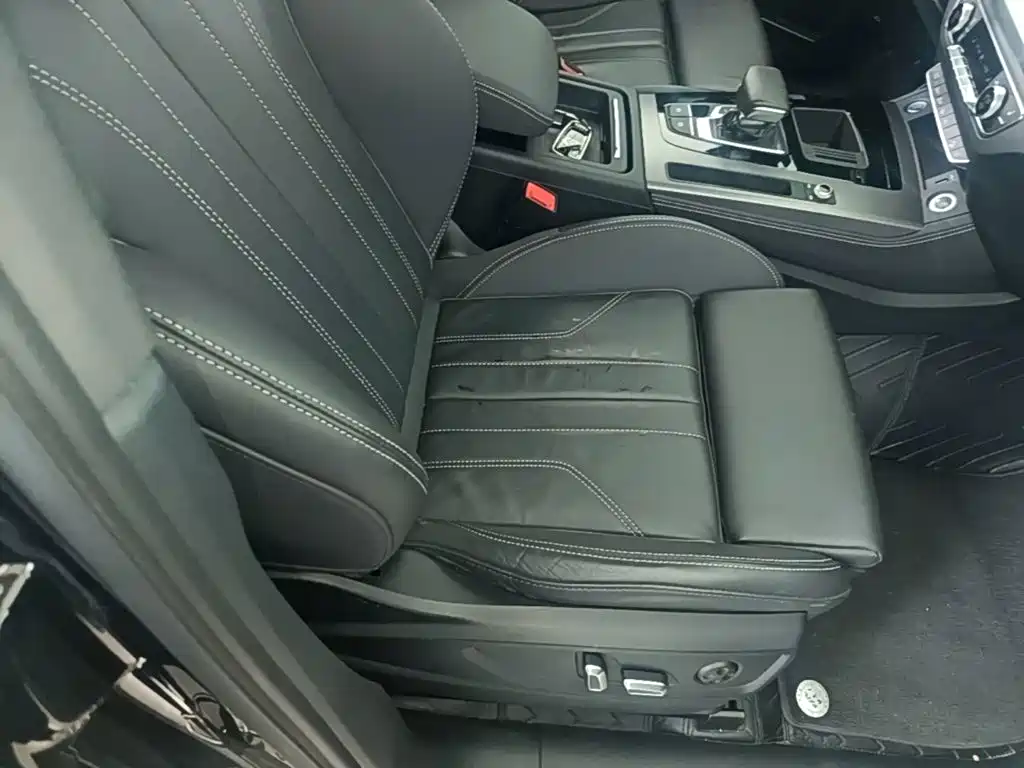 Audi Q5L — миниатюра 25