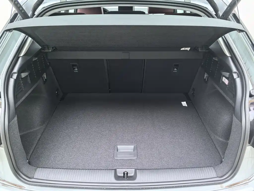 Audi Q2L 2024 35TFSI Fashion
