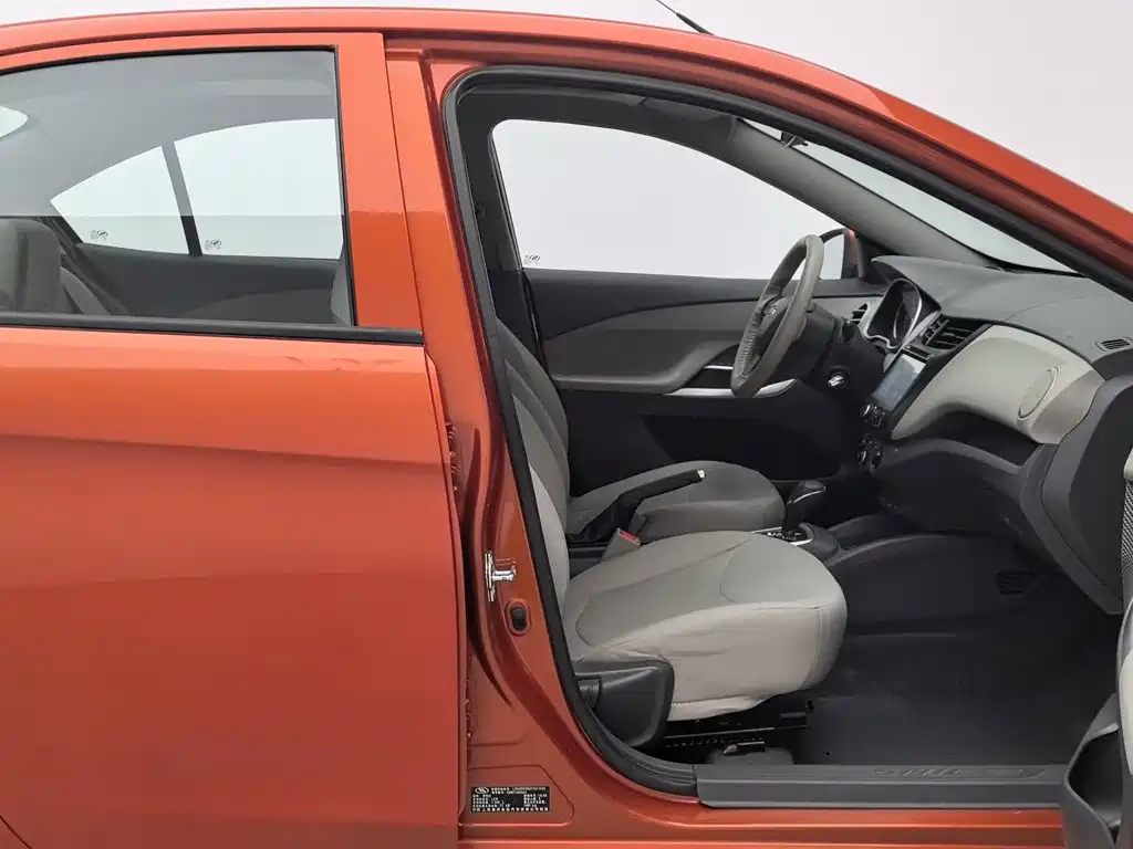 Chevrolet Sail — миниатюра 23