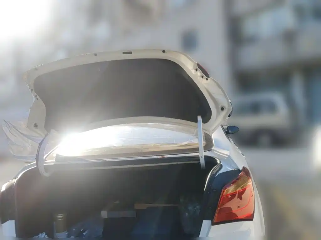 Hyundai Mistra — миниатюра 10