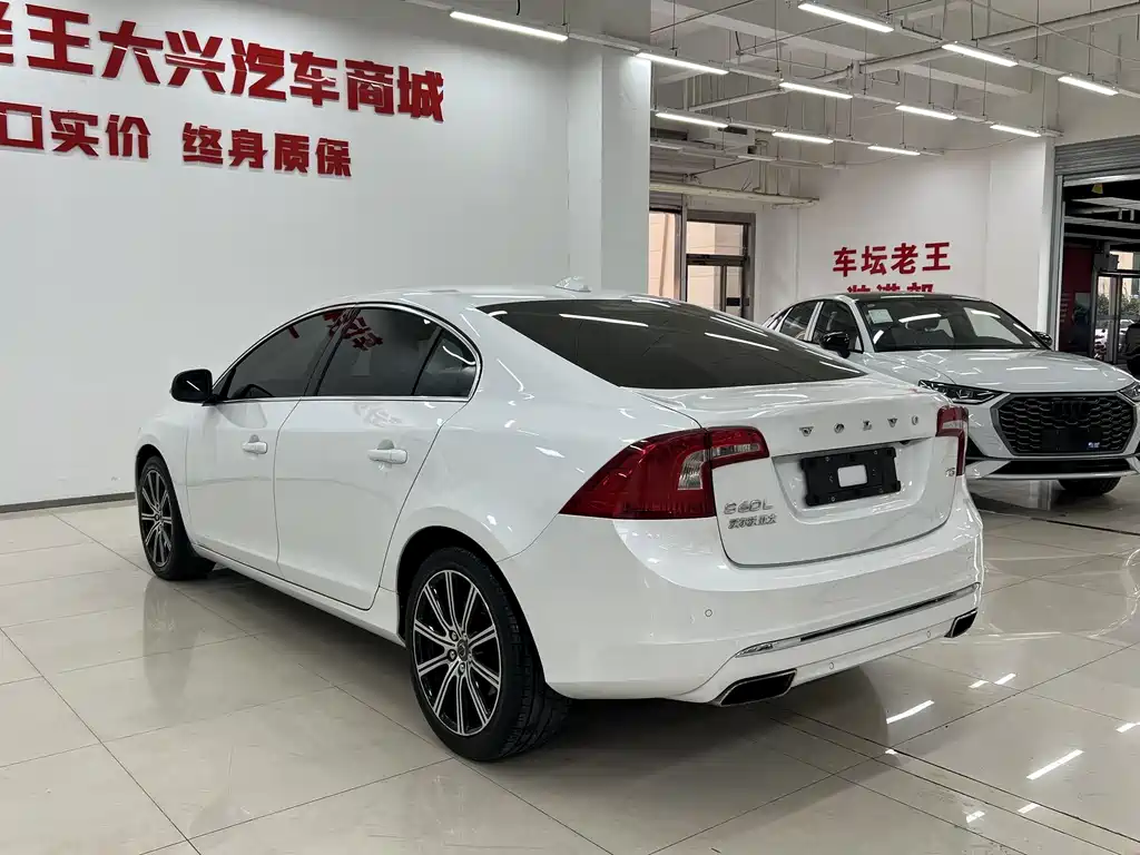 Volvo S60 — миниатюра 13