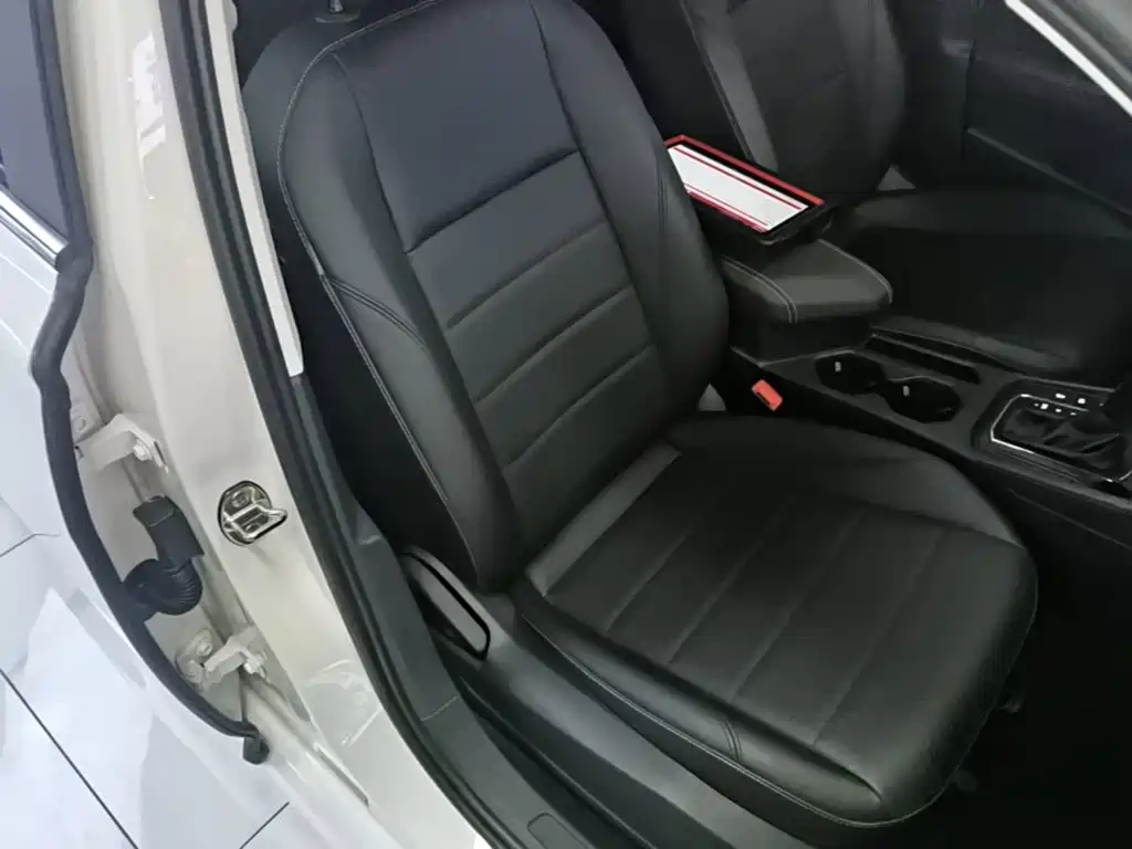 Volkswagen Lavida — миниатюра 25
