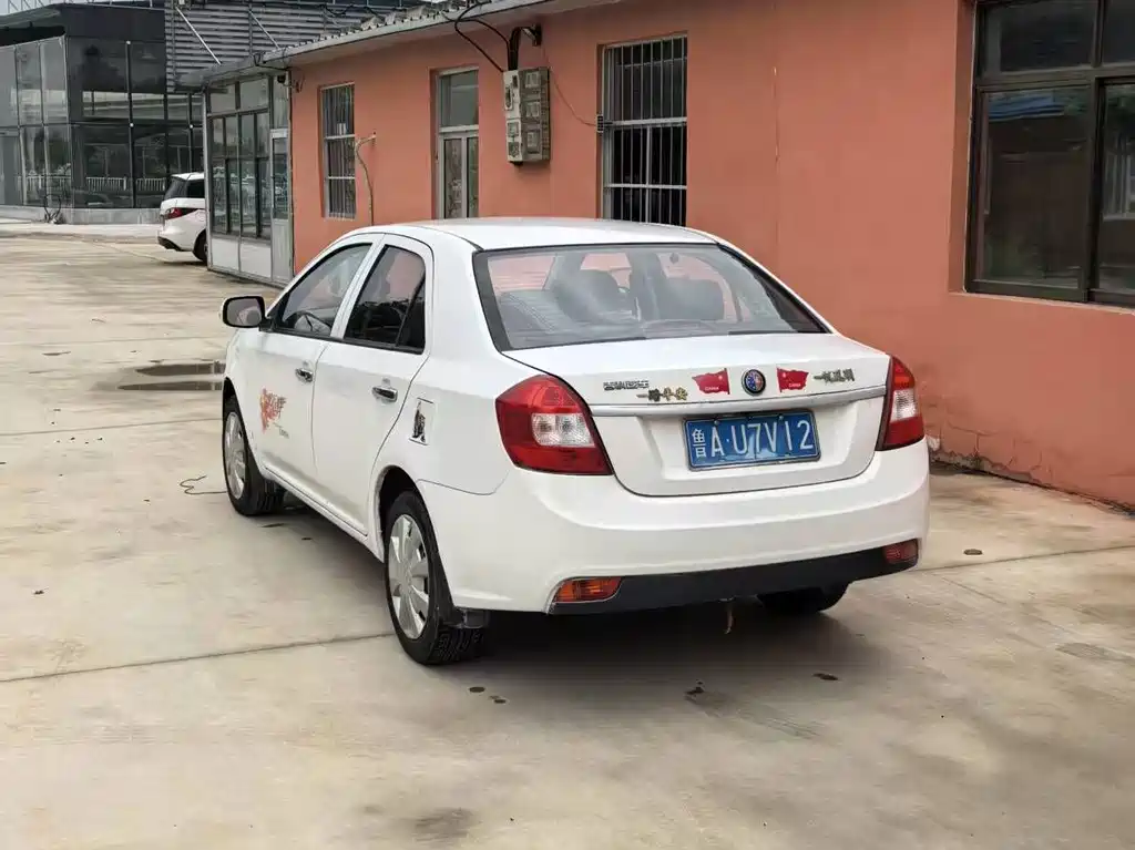 Geely King Kong — миниатюра 4