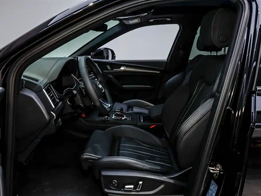 Audi Q5L 2024 40 TFSI Luxury