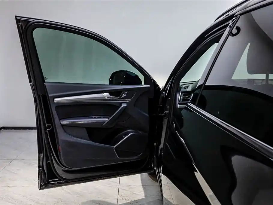 Audi Q5L 2024 40 TFSI Luxury
