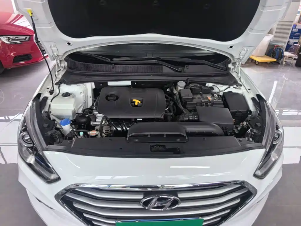Hyundai Mistra — миниатюра 20