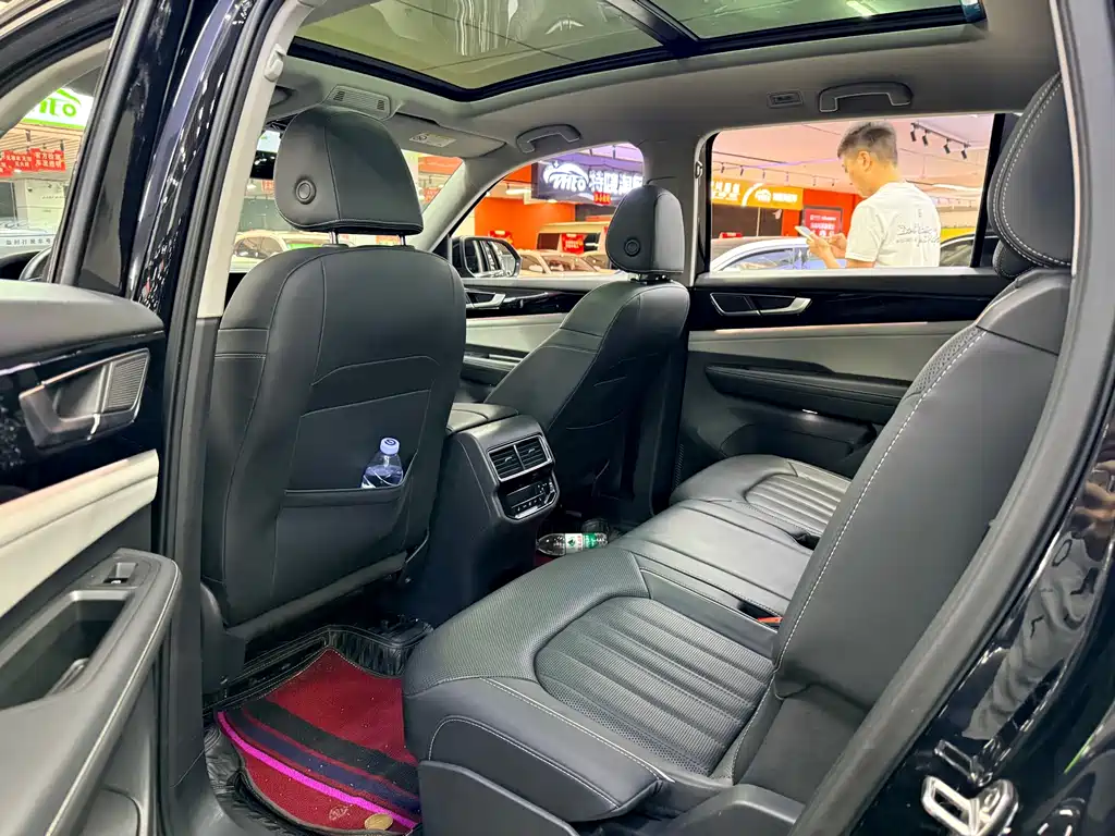 Volkswagen Teramont — миниатюра 8
