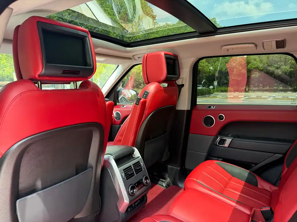 Land Rover Sport — миниатюра 6