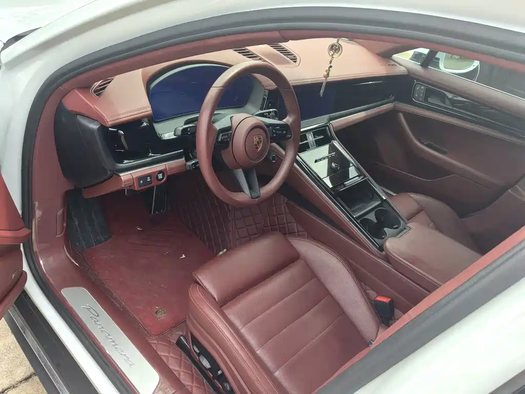 Porsche Panamera — миниатюра 7