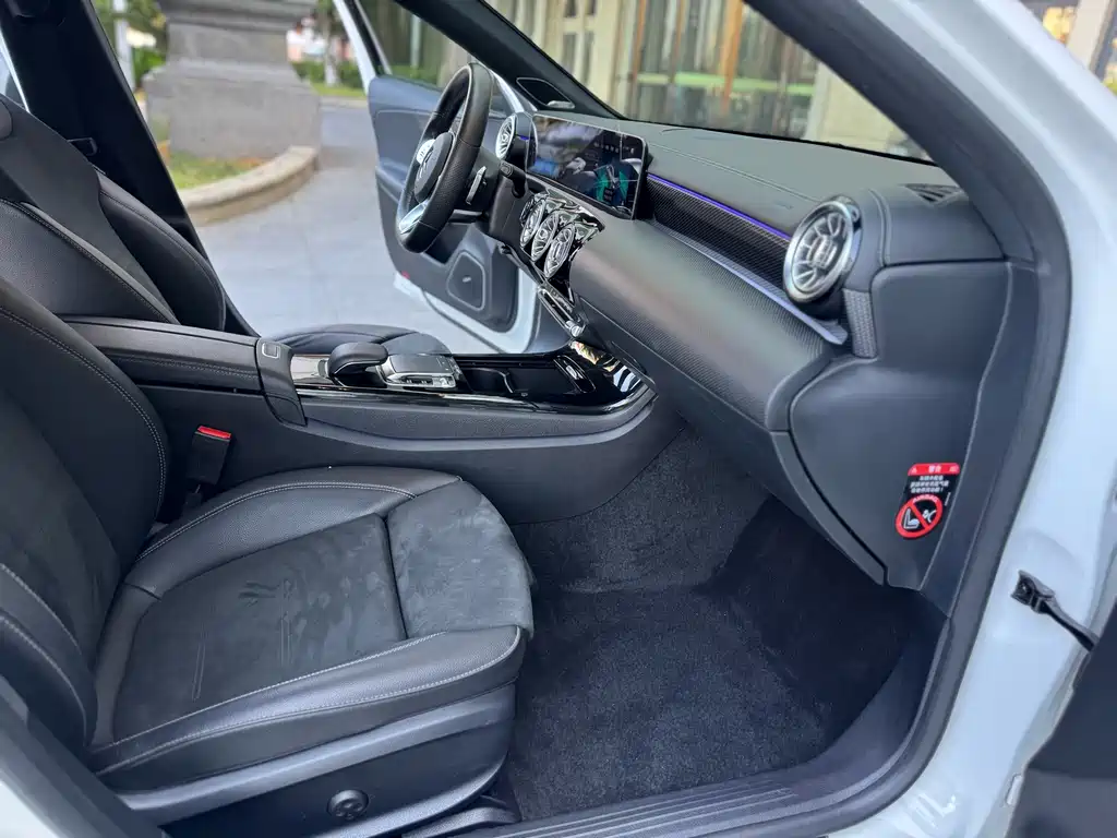 MERCEDES-BENZ A CLASS