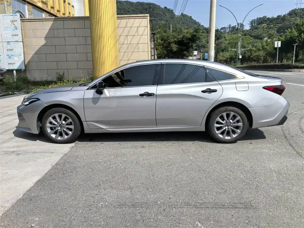 Toyota Avalon 2024 2.0L