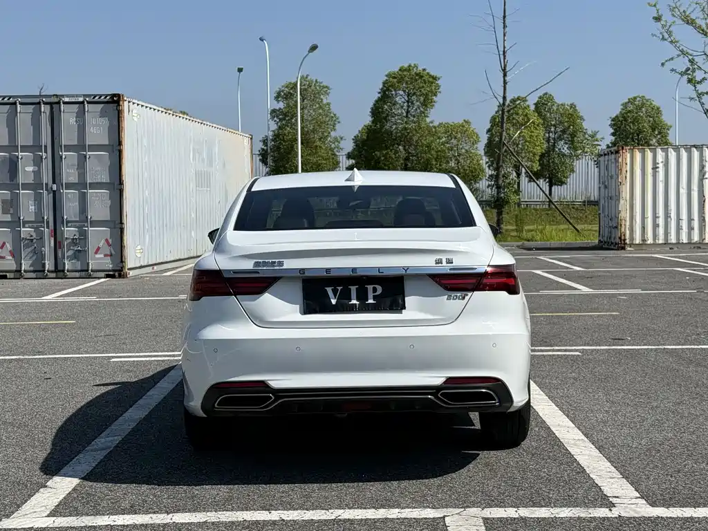 Geely Binrui — миниатюра 12