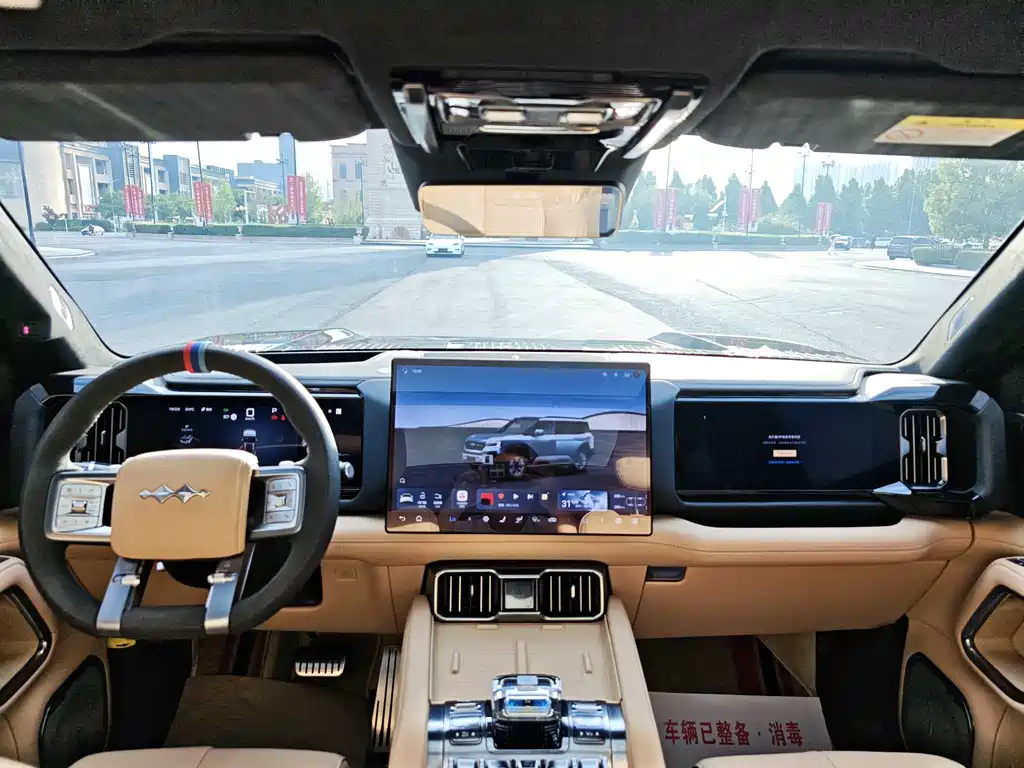Fangchengbao Leopard 8 8 2025 Flagship 7 мест
