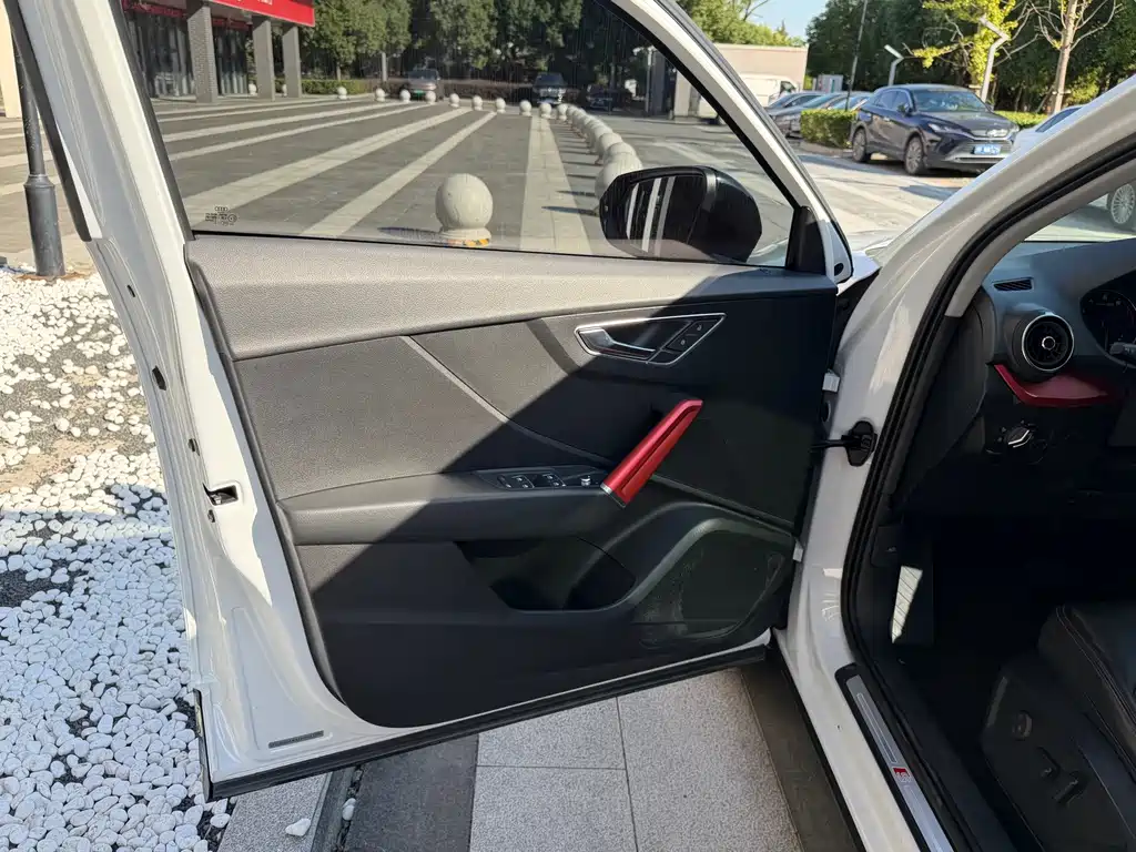 Audi Q2L — миниатюра 11
