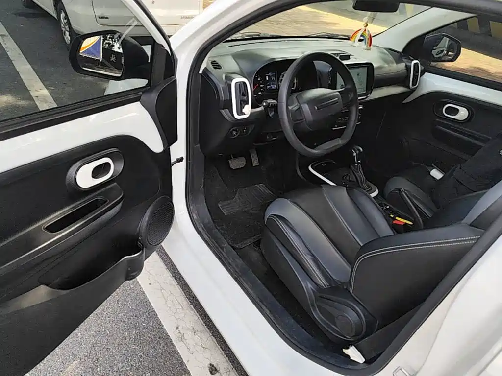 Roewe Clever — миниатюра 16