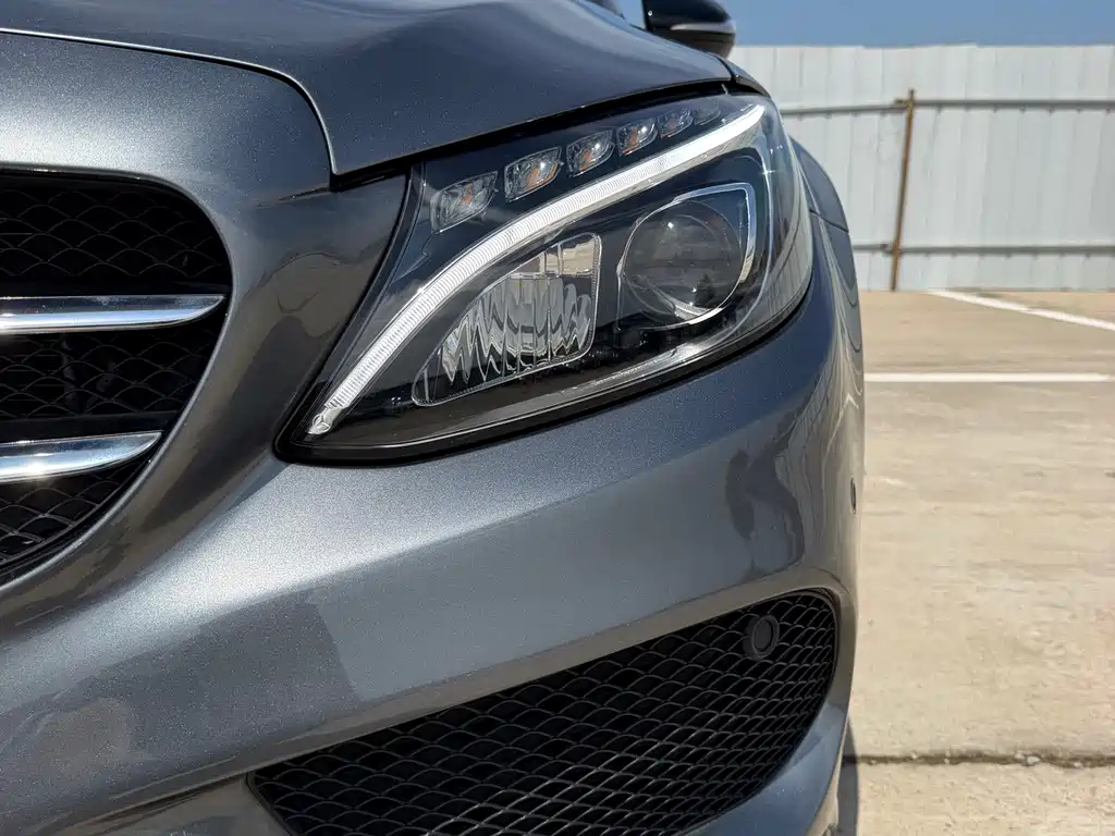 Mercedes-Benz C-Class — миниатюра 34