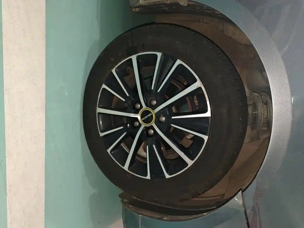 Roewe i5 — миниатюра 8