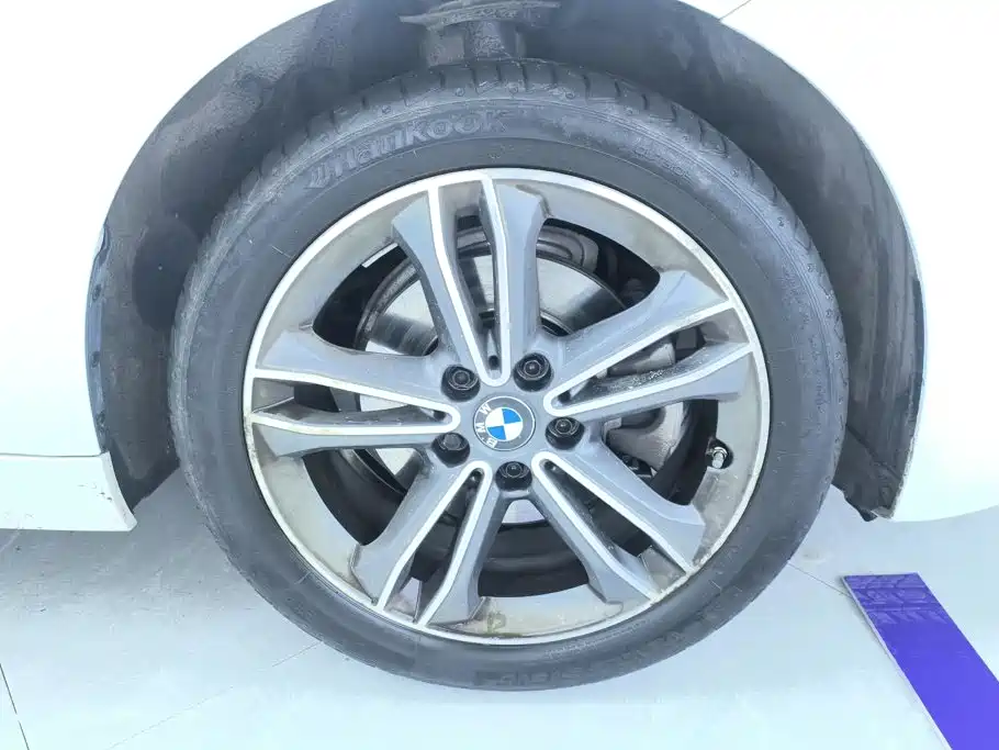 BMW 1 Series — миниатюра 6