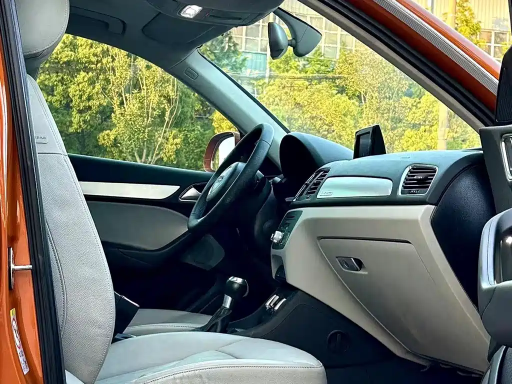 Audi Q3 (Import) — миниатюра 11