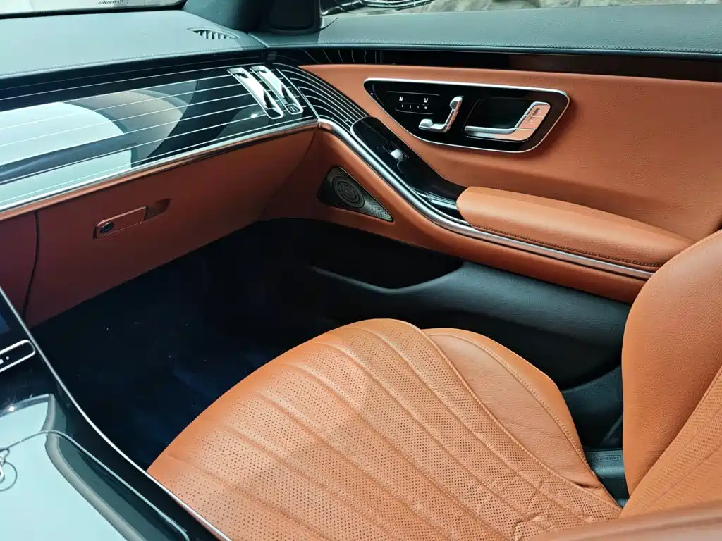 Mercedes-Benz S-Class — миниатюра 17