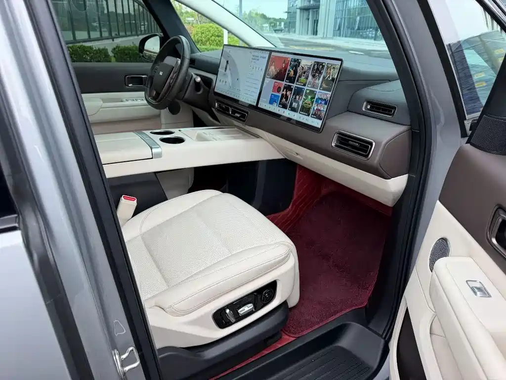 Li Auto Li MEGA — миниатюра 9
