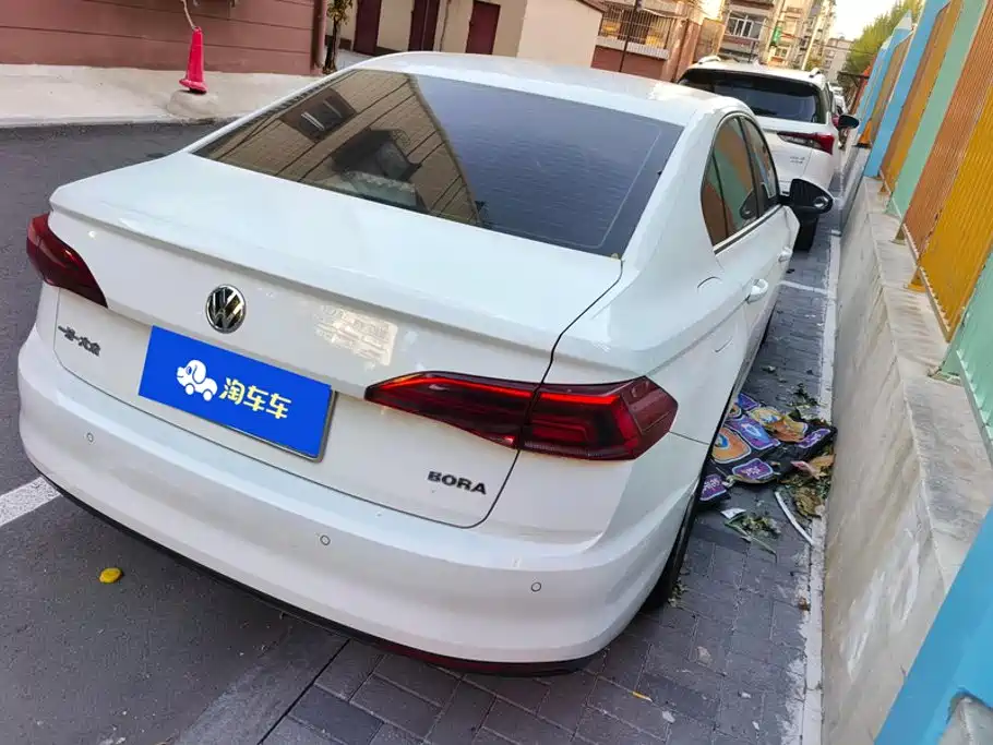Volkswagen Bora — миниатюра 3
