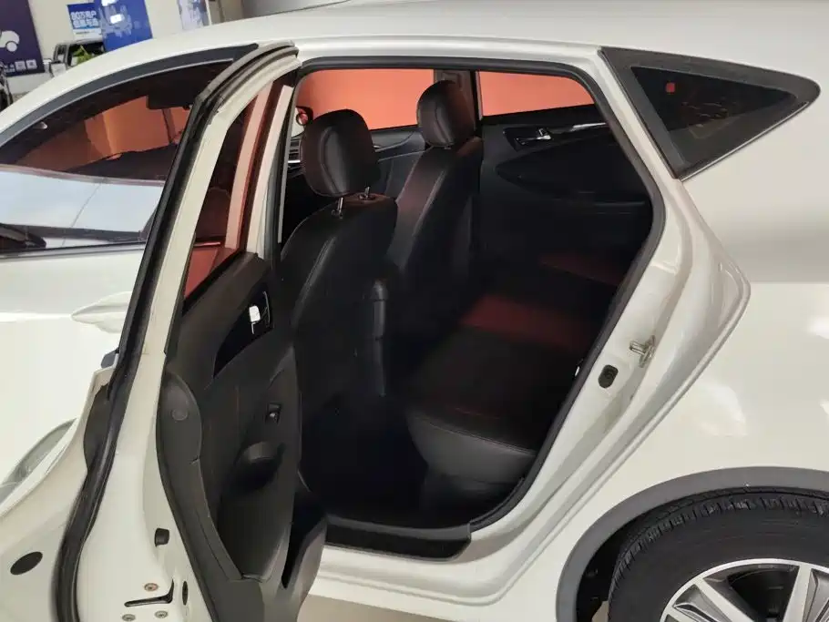 Changan Eado XT — миниатюра 11