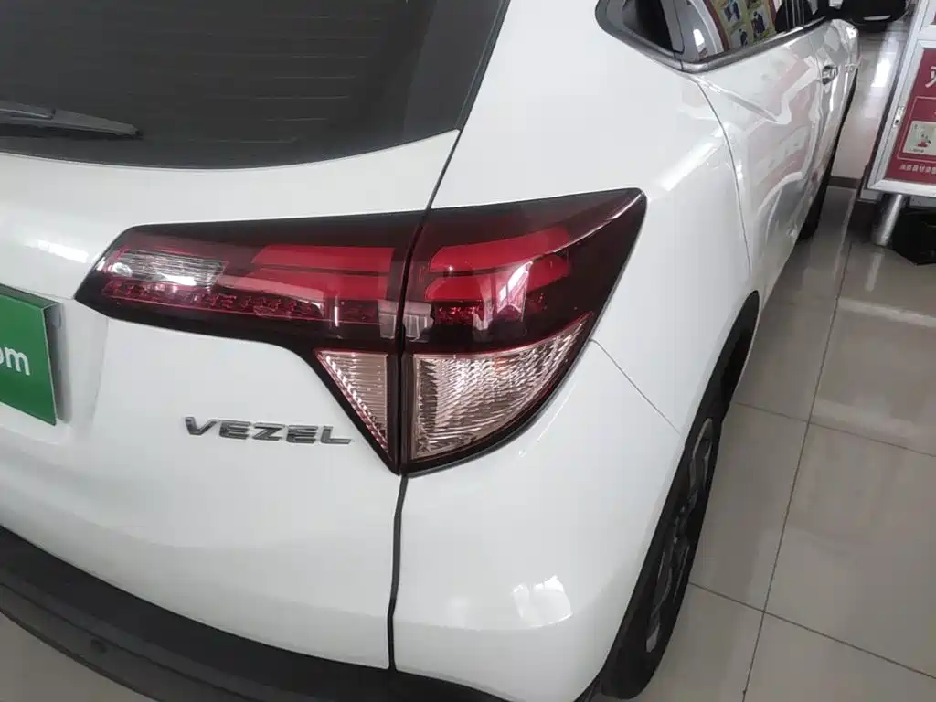 Honda Vezel — миниатюра 8