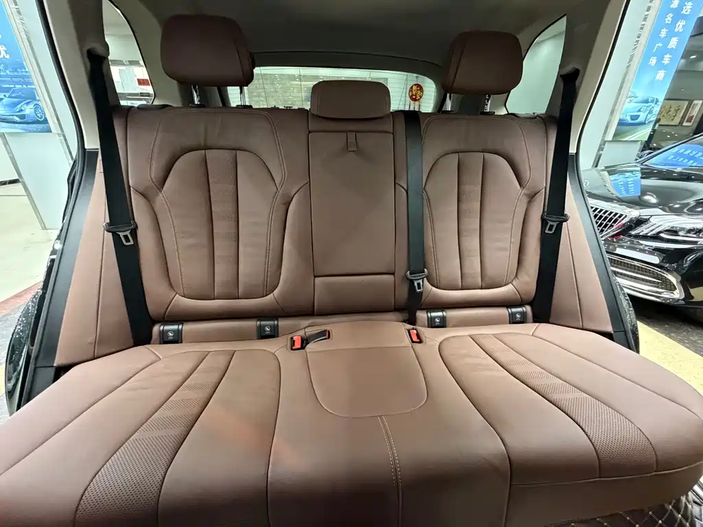 BMW X5 (Import) — миниатюра 12